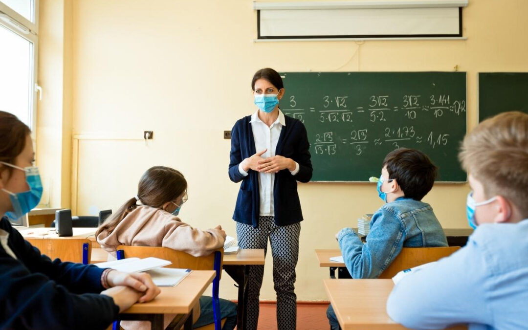 Resolução prevê comprovante de vacinação nas escolas de SP