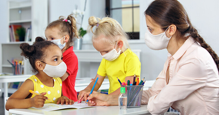 CIEE tem estágio em Pedagogia com auxílio de R$ 897,50 na capital de SP