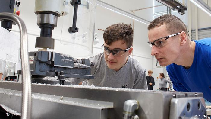 Se o ensino profissional aliar-se às escolas públicas o ganho será total