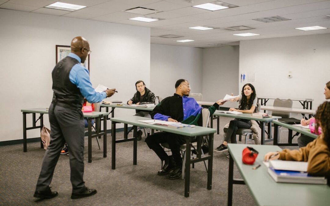 Pesquisa aponta que Programa de Ensino Integral reduz evasão escolar