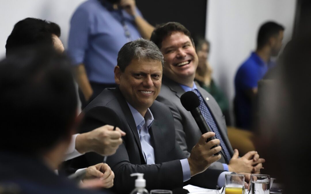 Alesp promulga lei que aumenta em 50% salário do governador