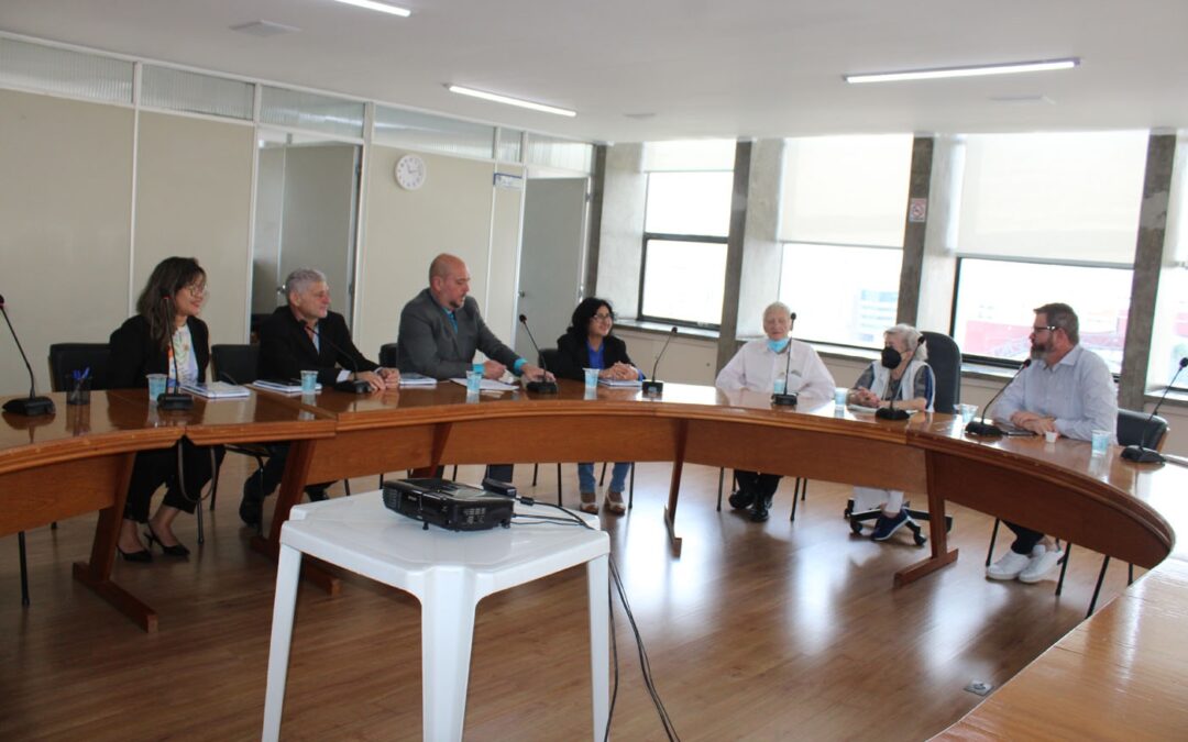 Vereadores de Ilha Solteira visitam Sede Central