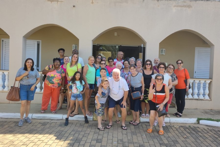 Professores de Capivari visitam colônia de férias do CPP em Termas de Ibirá