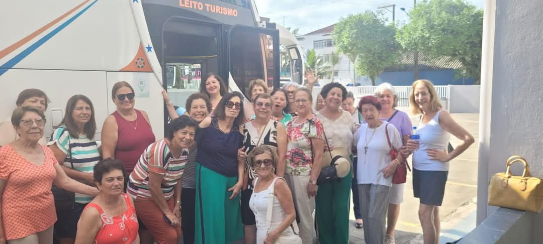 Regional de Itapetininga faz excursão para a Colônia de Férias de Mongaguá