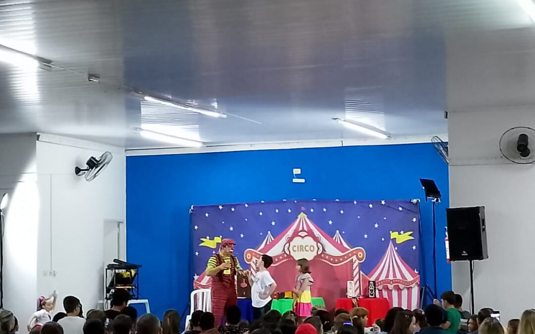 Salão de festas do CPP Taquaritinga vira palco de teatro em evento especial 