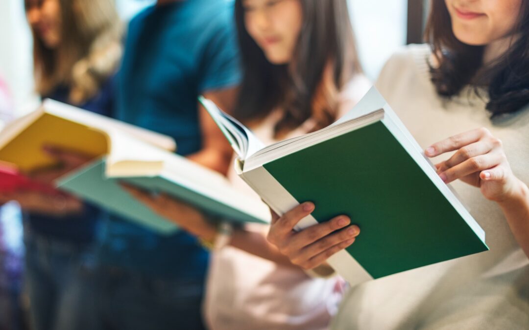 Exclusão digital agrava desigualdades e reforça o analfabetismo funcional no Brasil, aponta Inaf 2024