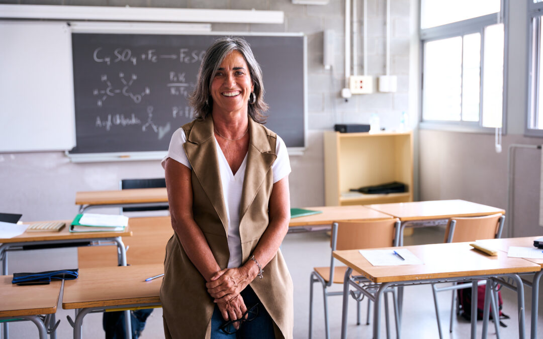 MEC oferece vagas de mestrado e doutorado gratuitas para professores