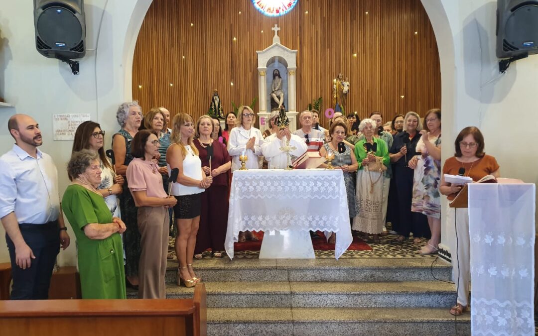 Sede Regional de Tietê reúne associados para comemorar o Dia do Professor