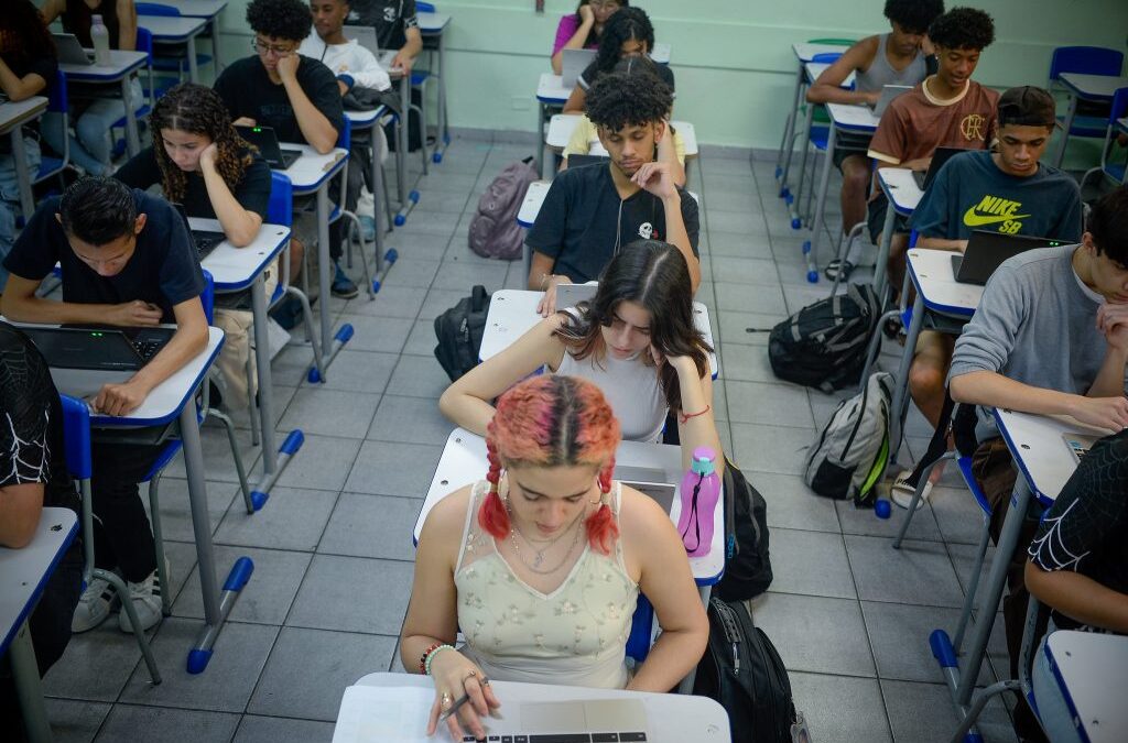 Docentes da rede estadual paulista poderão utilizar a plataforma Canva Educação