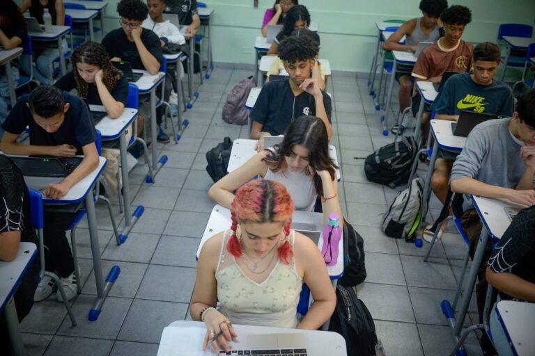 Docentes da rede estadual paulista poderão utilizar a plataforma Canva Educação