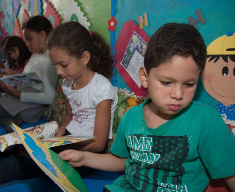 MEC lança curso de apoio à alfabetização para docentes que atuam na educação infantil